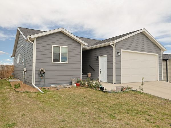 5520 COAL BANK DR, Rapid City, SD 57701
