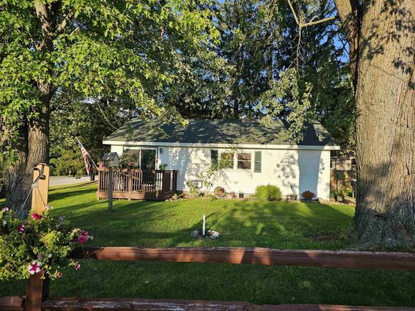 705 E ALFRED STREET, Weyauwega, WI 54983