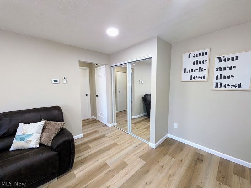 1402 Golden Gate Boulevard, Unit G201, Mayfield Heights, OH 44124 Photo 17