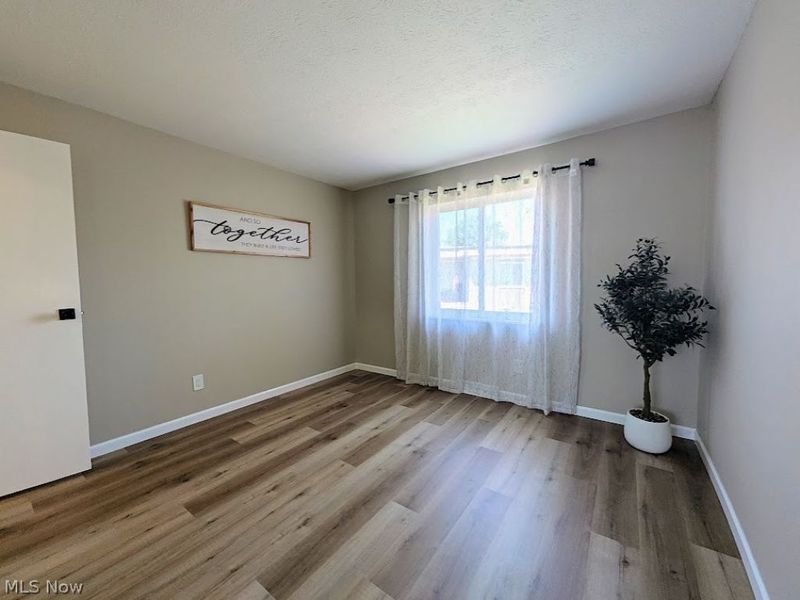 1402 Golden Gate Boulevard, Unit G201, Mayfield Heights, OH 44124 Photo 28