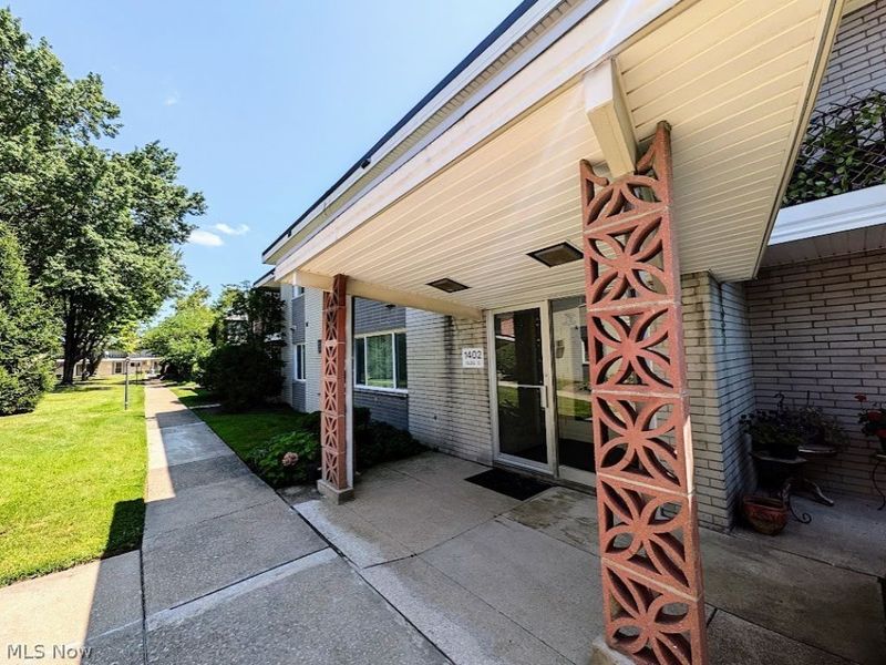 1402 Golden Gate Boulevard, Unit G201, Mayfield Heights, OH 44124 Photo 40