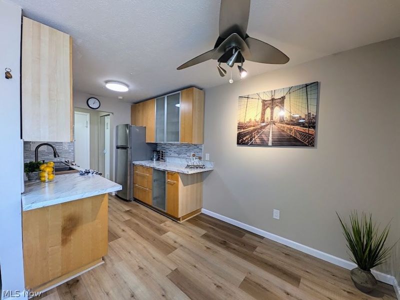 1402 Golden Gate Boulevard, Unit G201, Mayfield Heights, OH 44124 Photo 9