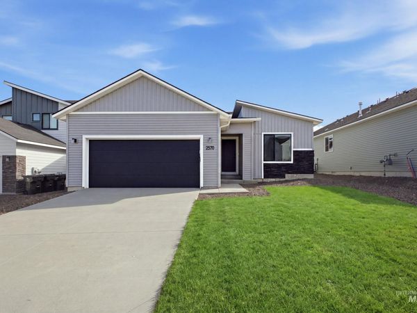 2570 W Tar Sands Dr, Kuna, ID 83634