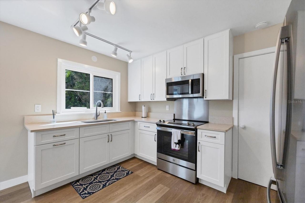 216 Pass Key Road, Unit 216, Sarasota, FL 34242 Photo