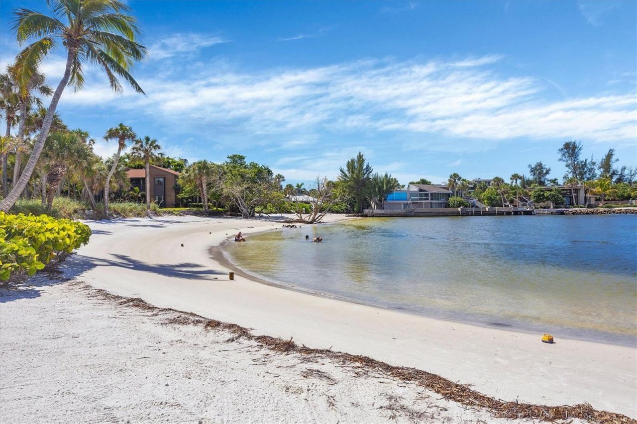 216 Pass Key Road, Unit 216, Sarasota, FL 34242 Photo