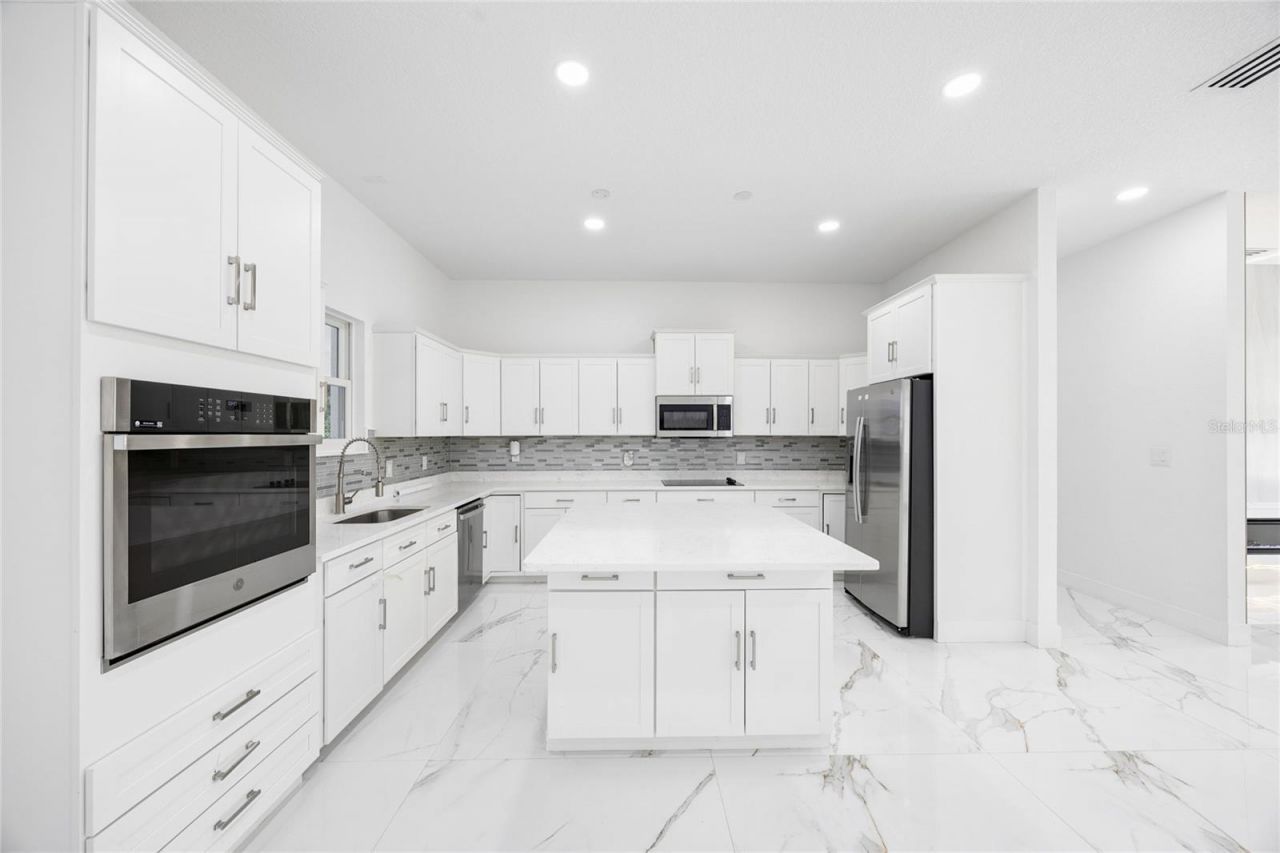 3944 White Heron Drive , Orlando, FL 32808 Photo