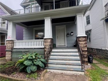 82 Englewood Avenue , Buffalo, NY 14214
