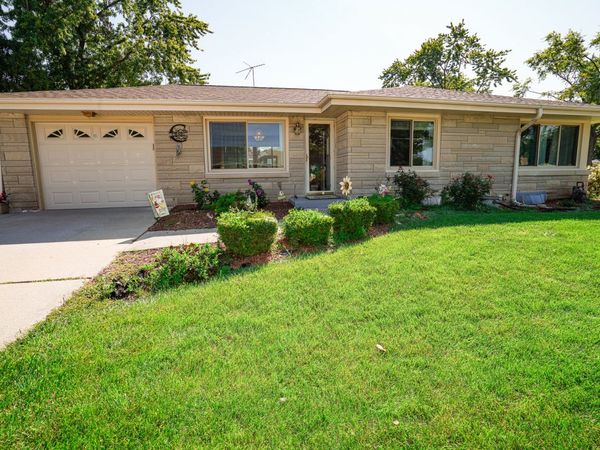 2011 Douglas Street , Joliet, IL 60435