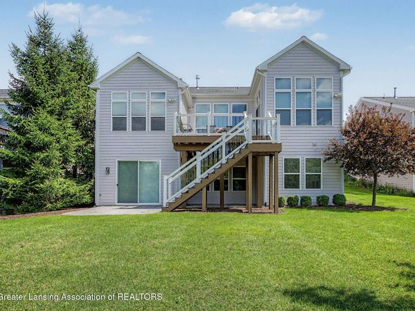 6253 Fenwick Court, East Lansing, MI 48823