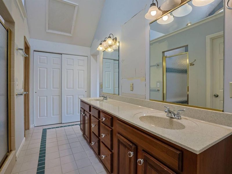 630 Pointe Benton Lane, Covington, KY 41014 Photo 18