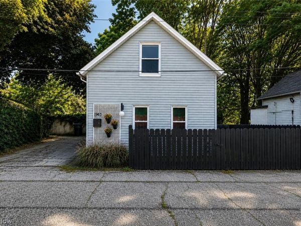 1963 Fulton Place , Cleveland, OH 44113