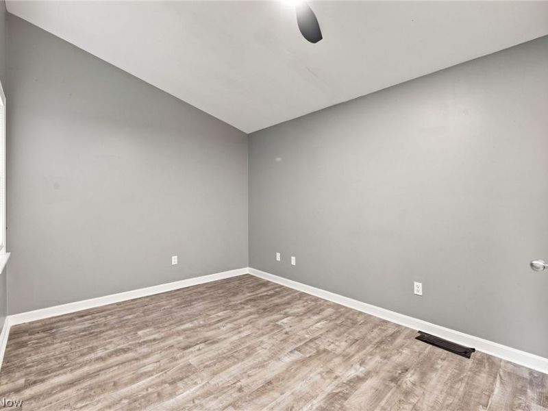 1963 Fulton Place, Cleveland, OH 44113 Photo 17