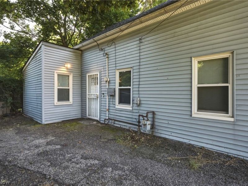 1963 Fulton Place, Cleveland, OH 44113 Photo 23