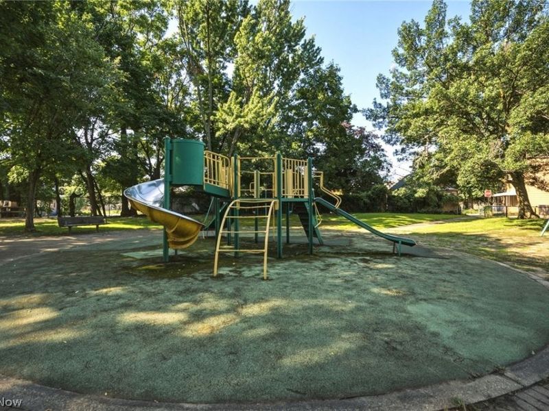 1963 Fulton Place, Cleveland, OH 44113 Photo 26