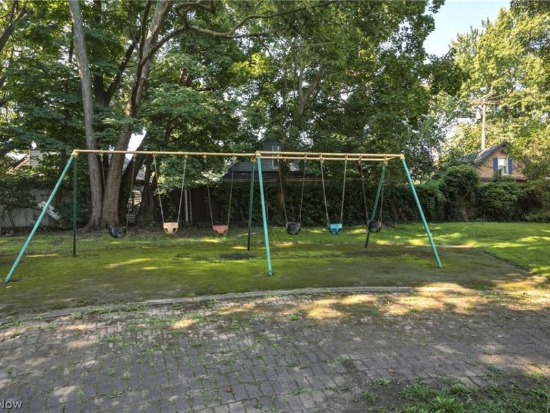 1963 Fulton Place, Cleveland, OH 44113 Photo 27