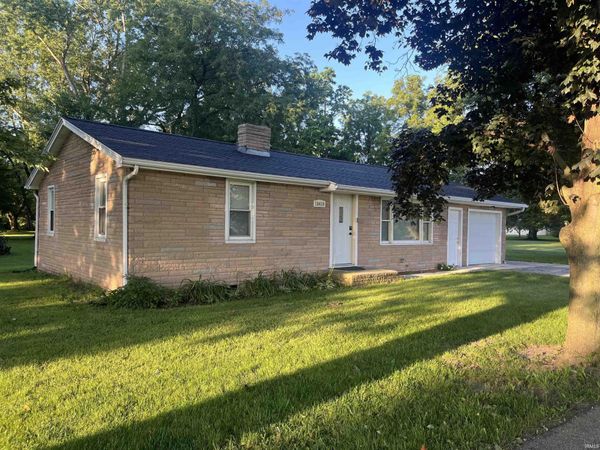 16410 County Road 42 Street, Goshen, IN 46526