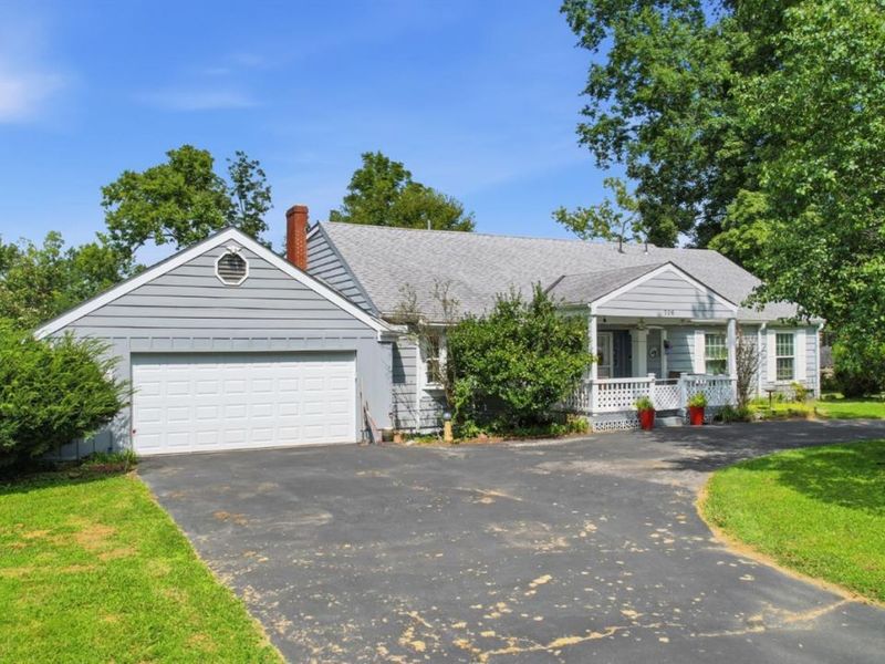 706 Maple Ridge Road, Miami Township, OH 45150 Photo 2