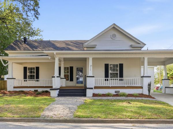 3338 North Barrett Street, Farmville, NC 27828