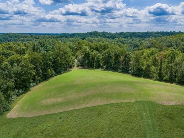 44713 State Route 541 , Coshocton, OH 43812