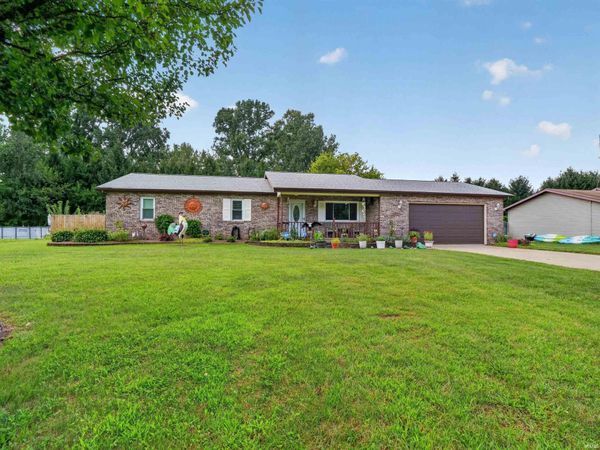 3425 W Landis Road, Angola, IN 46703