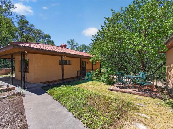 139 Tesuque Village , Santa Fe, NM 87506