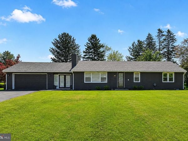 525 MOUNTAIN ROAD , DILLSBURG, PA 17019