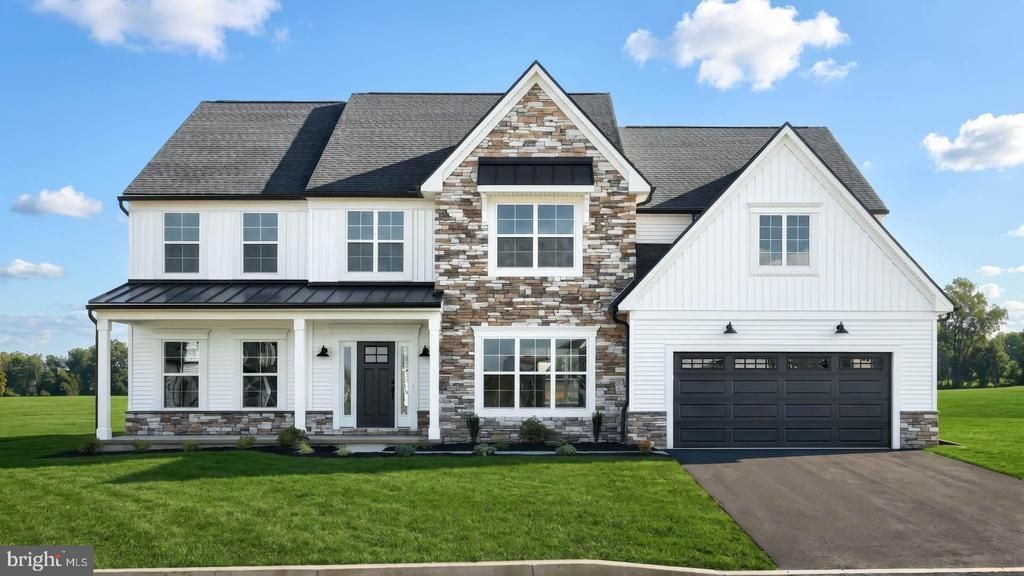 741 SUNSET BOULEVARD , ANNVILLE, PA 17003