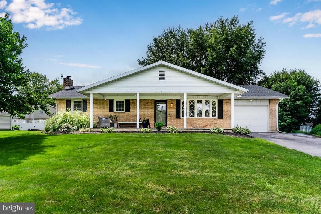 80 Buckthorn Drive, Carlisle, PA 17015 Main Photo