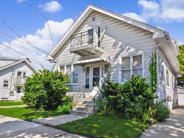 1114 William STREET, Racine, WI 53402