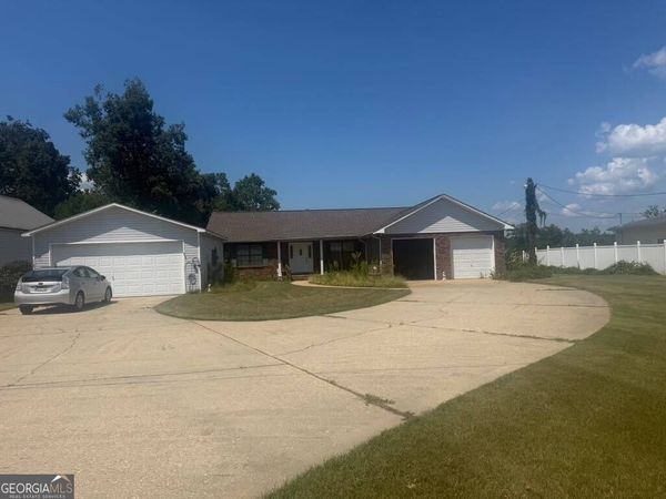 263 Cove Drive, Abbeville, AL 36310