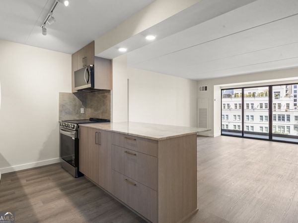 2460 Peachtree Road NE, Unit 1409, Atlanta, GA 30305