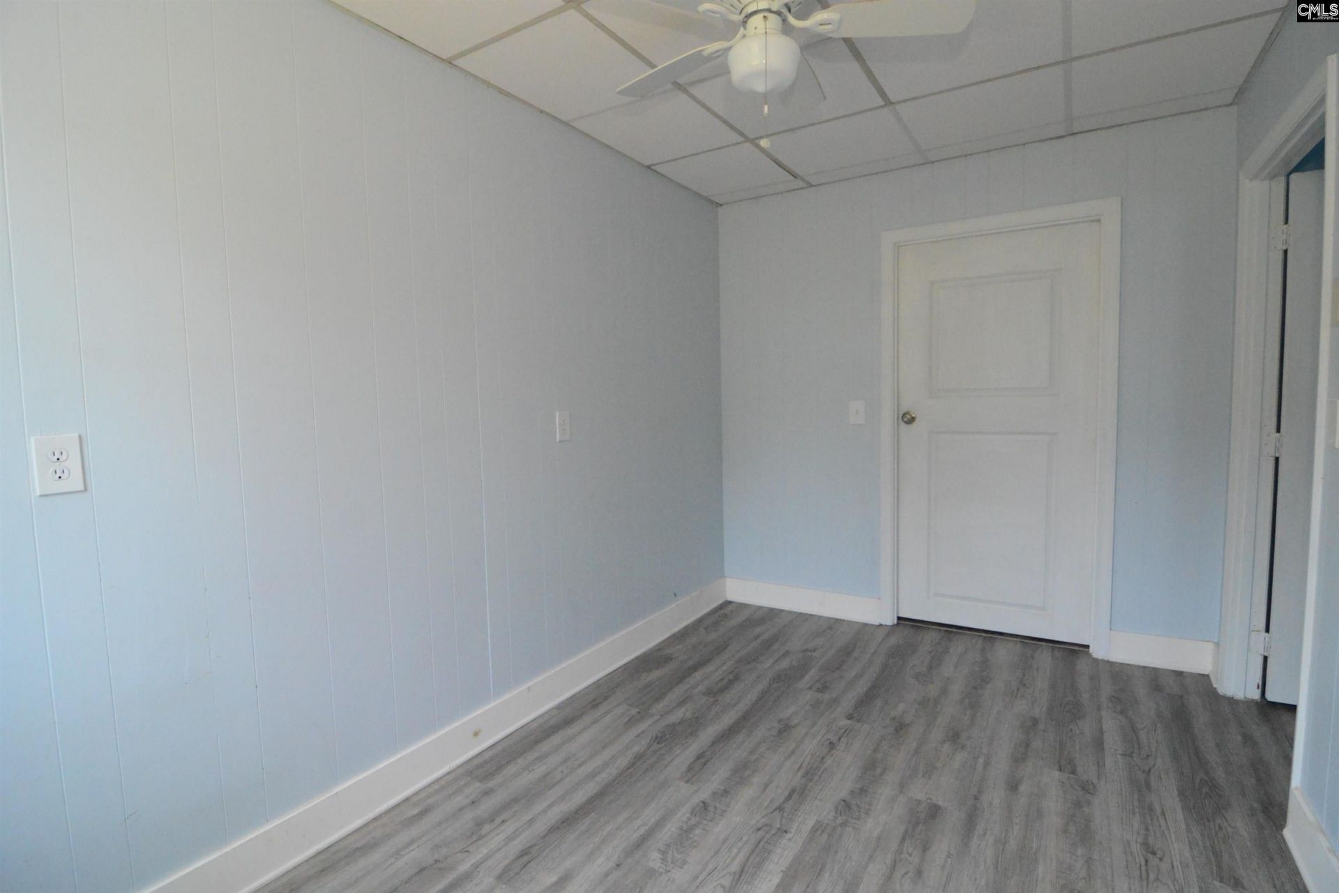 900 Metze Road  Photo 10
