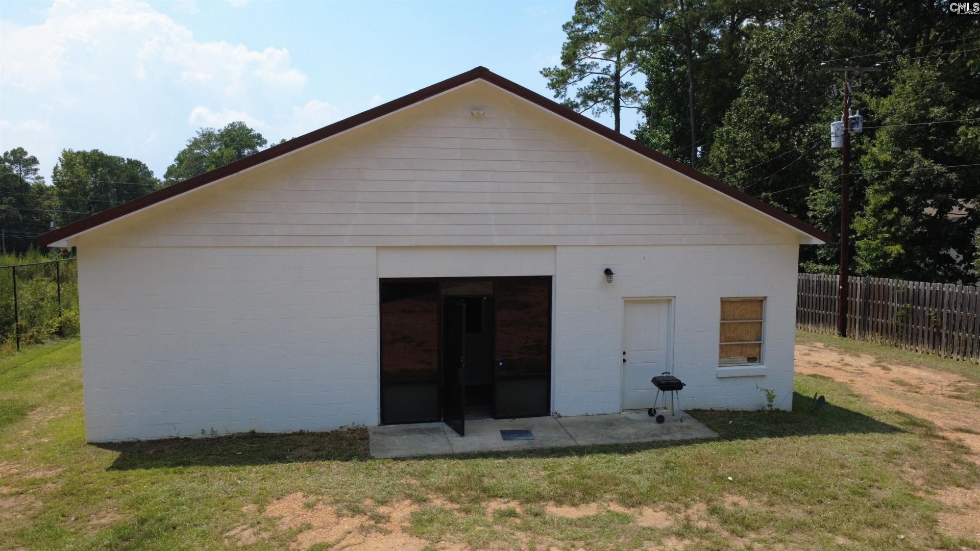 900 Metze Road  Photo 22