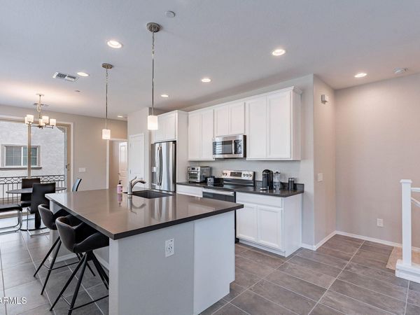 1741 E CHELSEA Lane, Gilbert, AZ 85295