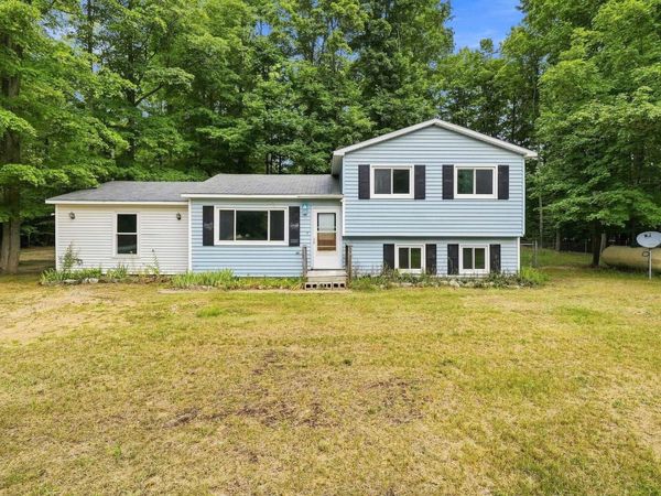 4893 Benjamin Donald Drive, Kingsley, MI 49649