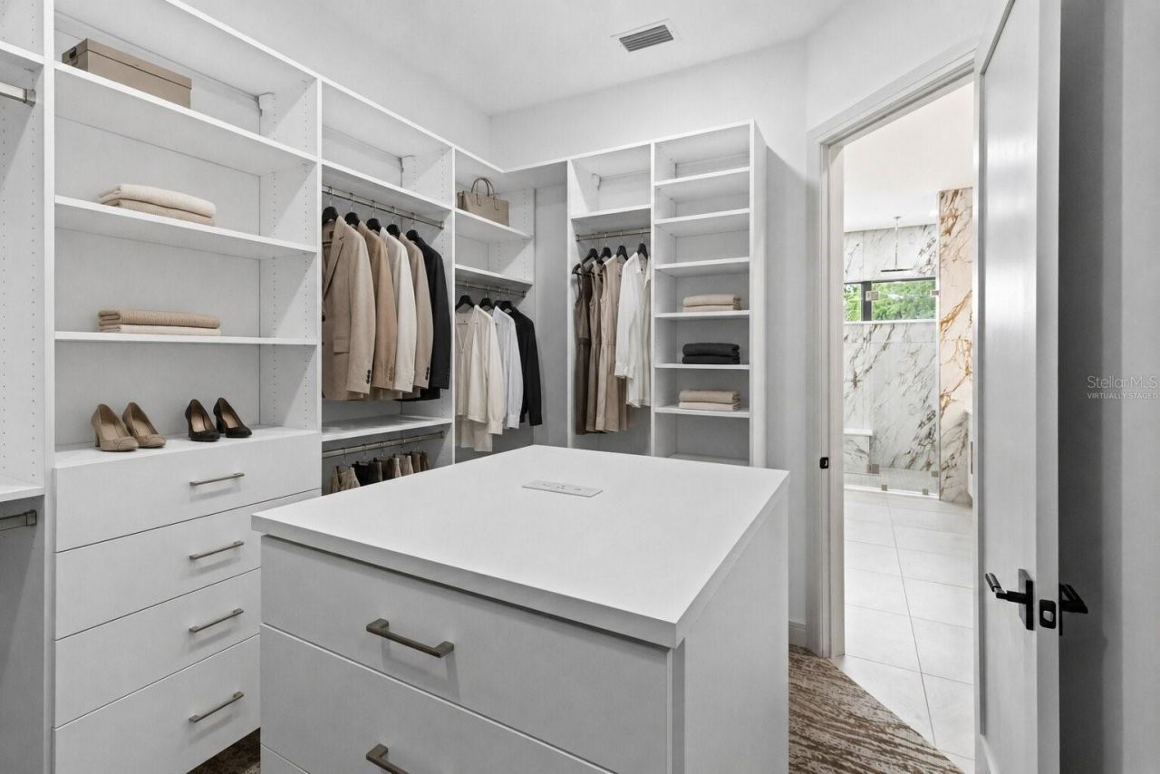 104 S Maki Road , Plant City, FL 33563 Photo