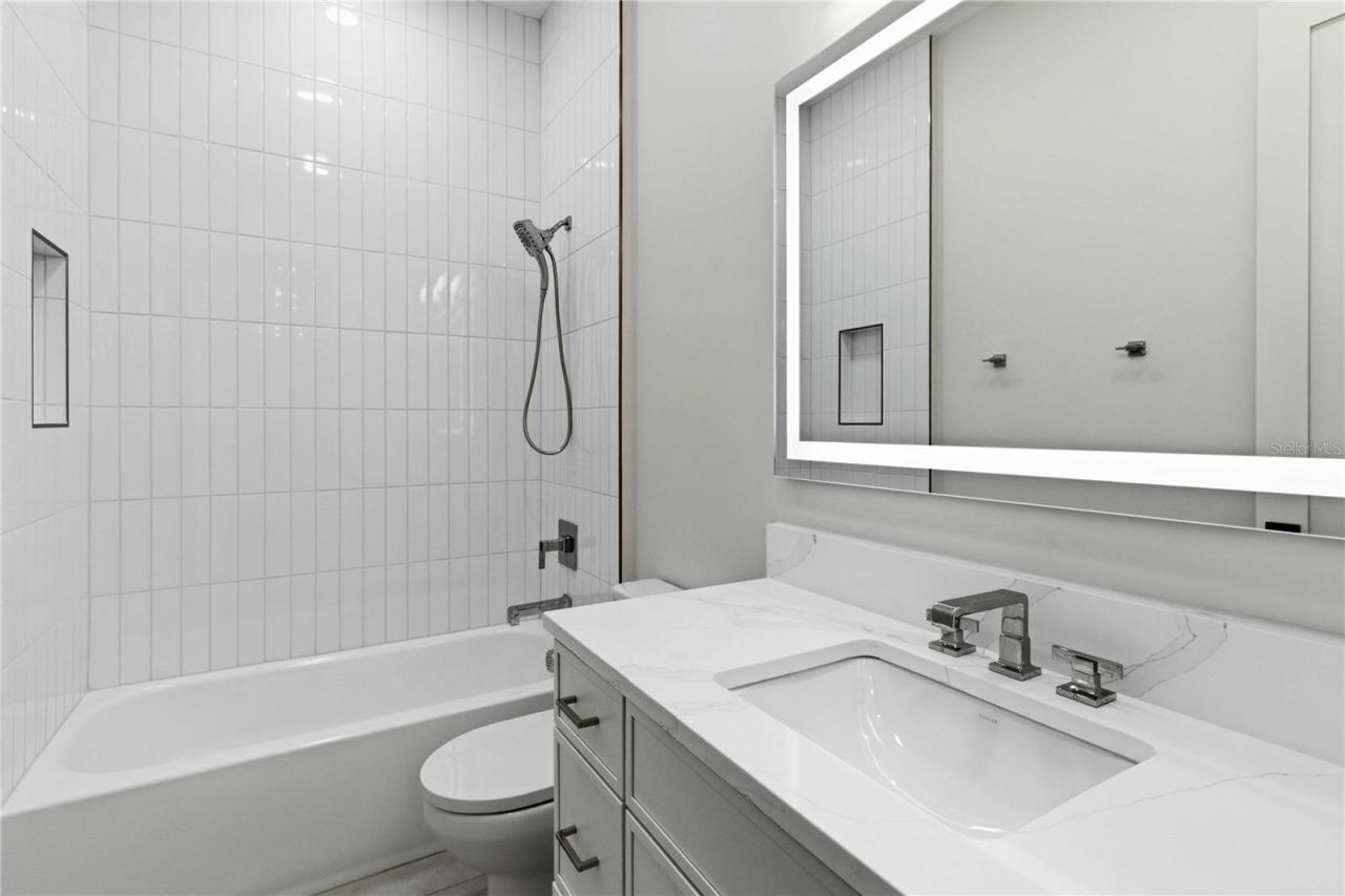 104 S Maki Road , Plant City, FL 33563 Photo