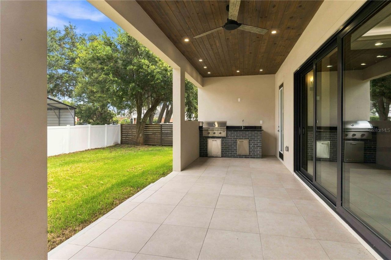 104 S Maki Road , Plant City, FL 33563 Photo