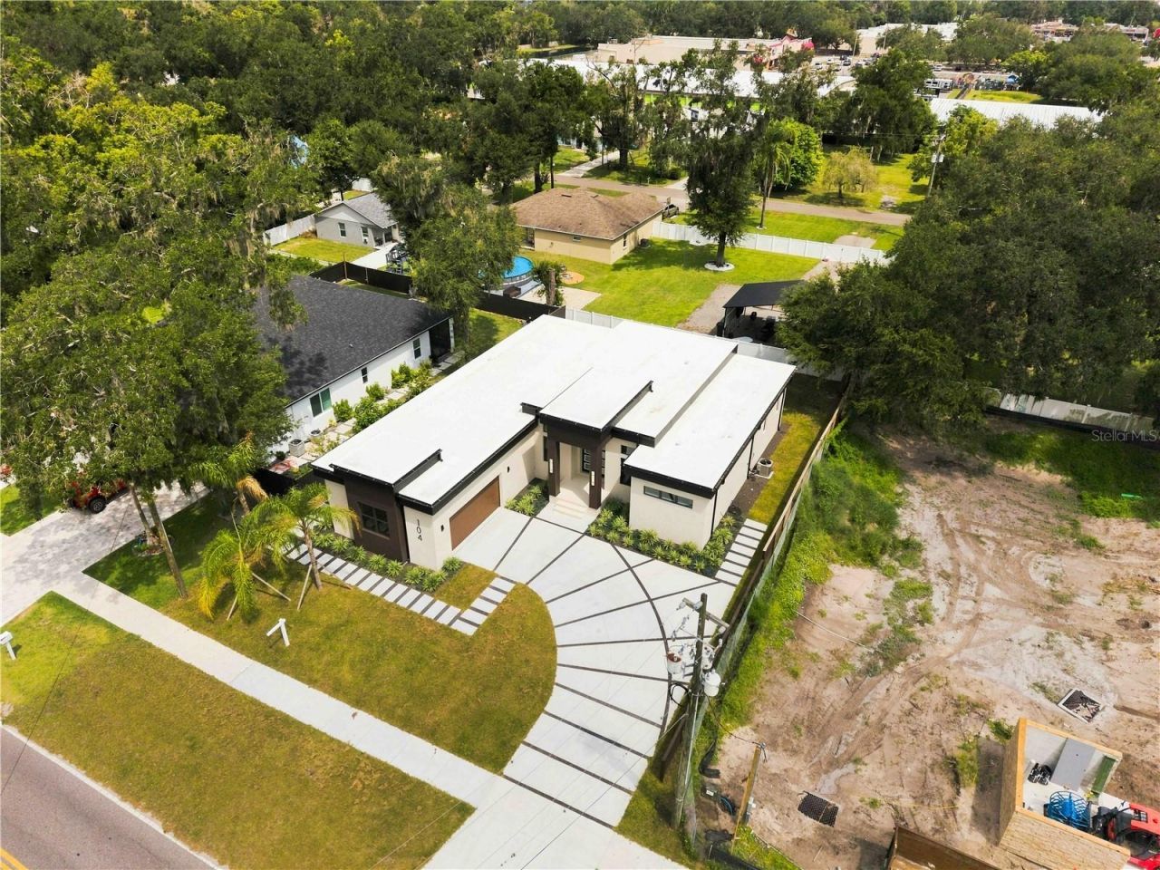 104 S Maki Road , Plant City, FL 33563 Photo