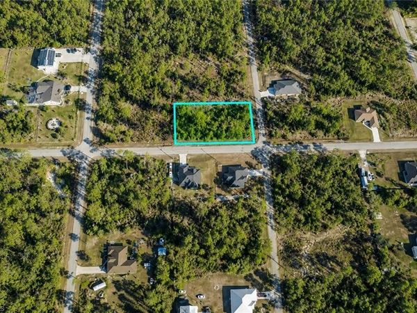 2101 Canton AVE , ALVA, FL 33920