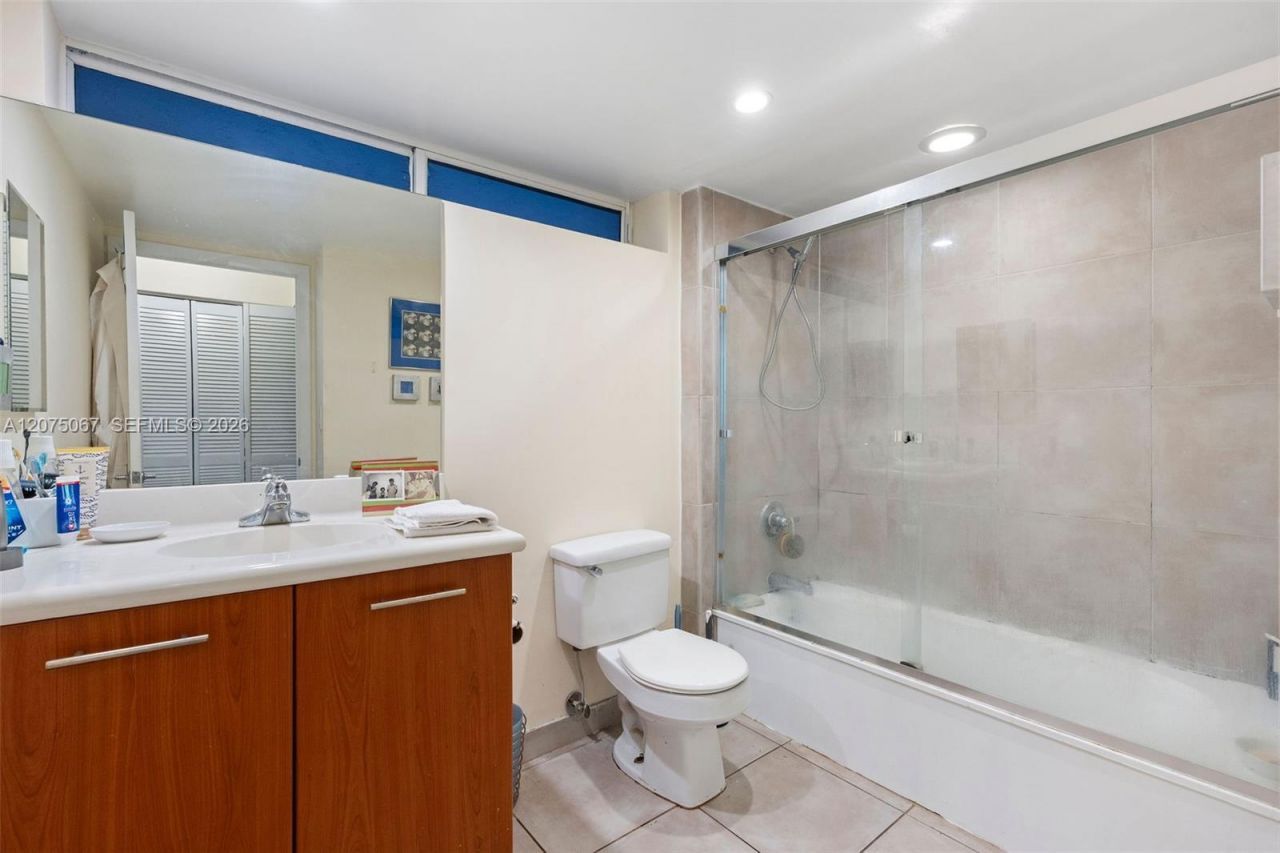 700 NE 63rd St , Unit D206, Miami, FL 33138 Photo