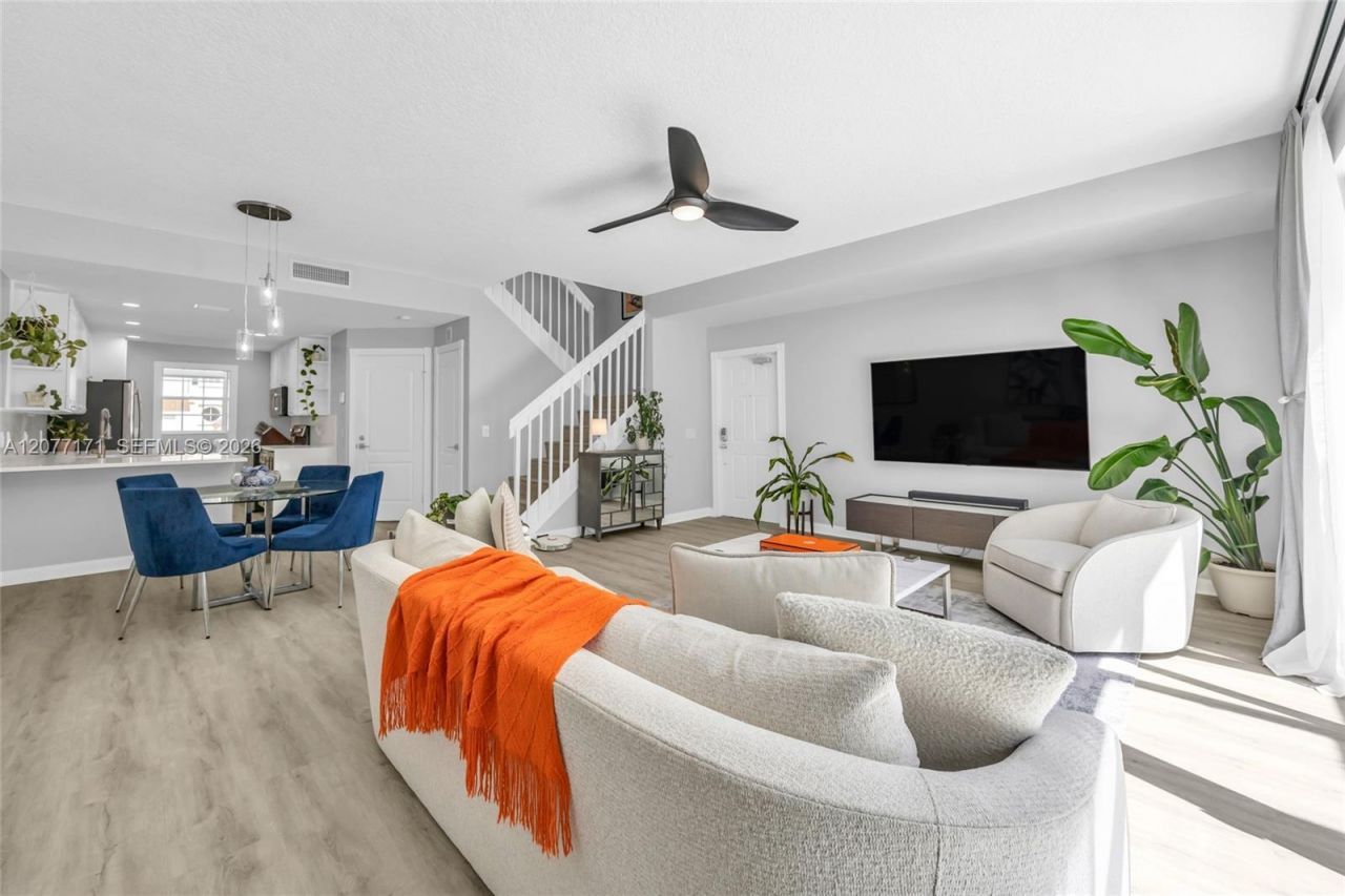 418 Capistrano Dr , Palm Beach Gardens, FL 33410 Photo