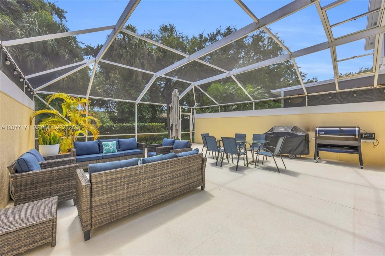 418 Capistrano Dr , Palm Beach Gardens, FL 33410 Photo