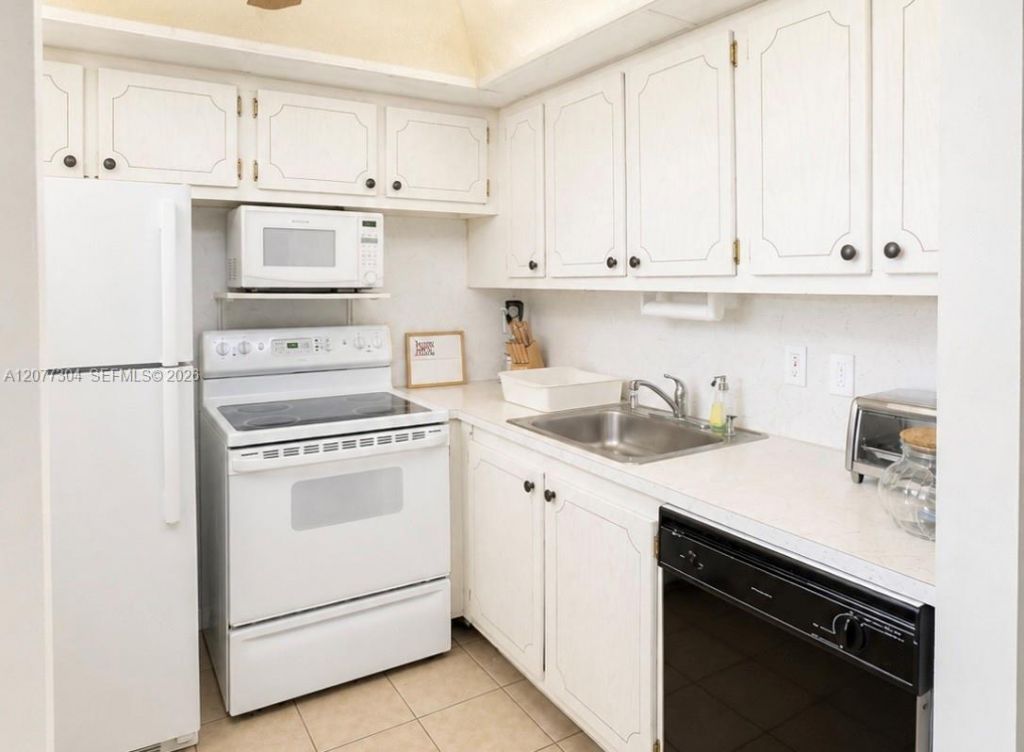 316 Southampton A, Unit 316, West Palm Beach, FL 33417 Photo