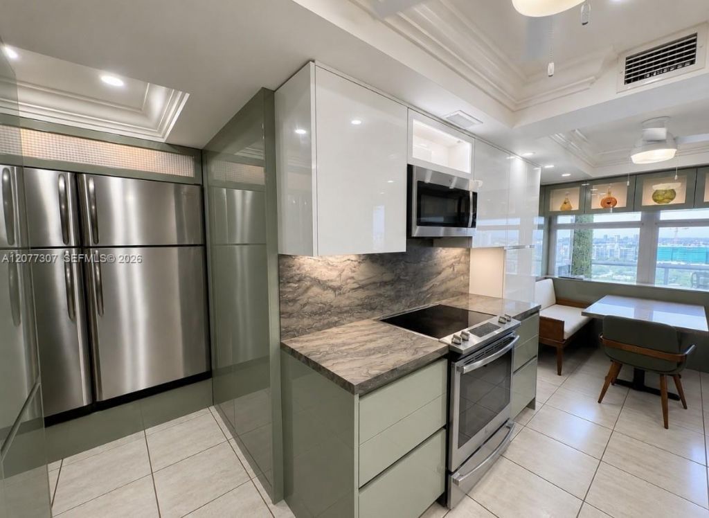 9511 Collins Ave, Unit 1507, Surfside, FL 33154 Photo
