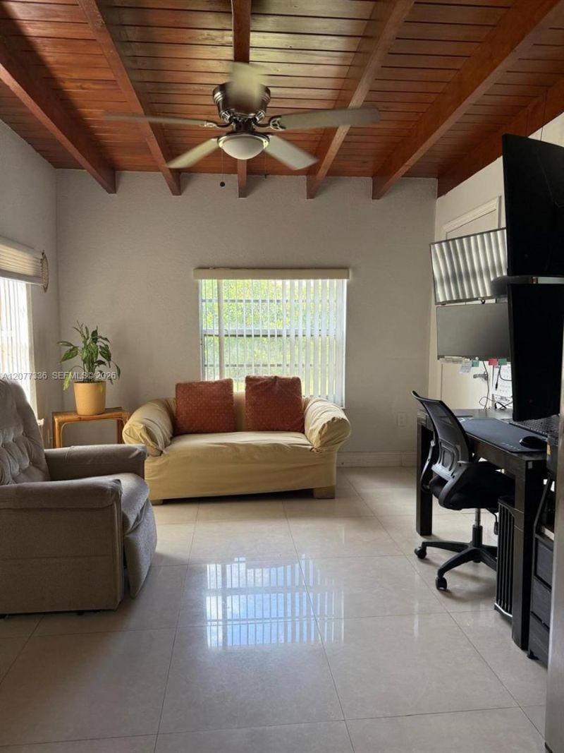 4289 NW 5th St , Miami, FL 33126 Photo