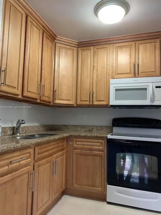 4289 NW 5th St , Miami, FL 33126 Photo