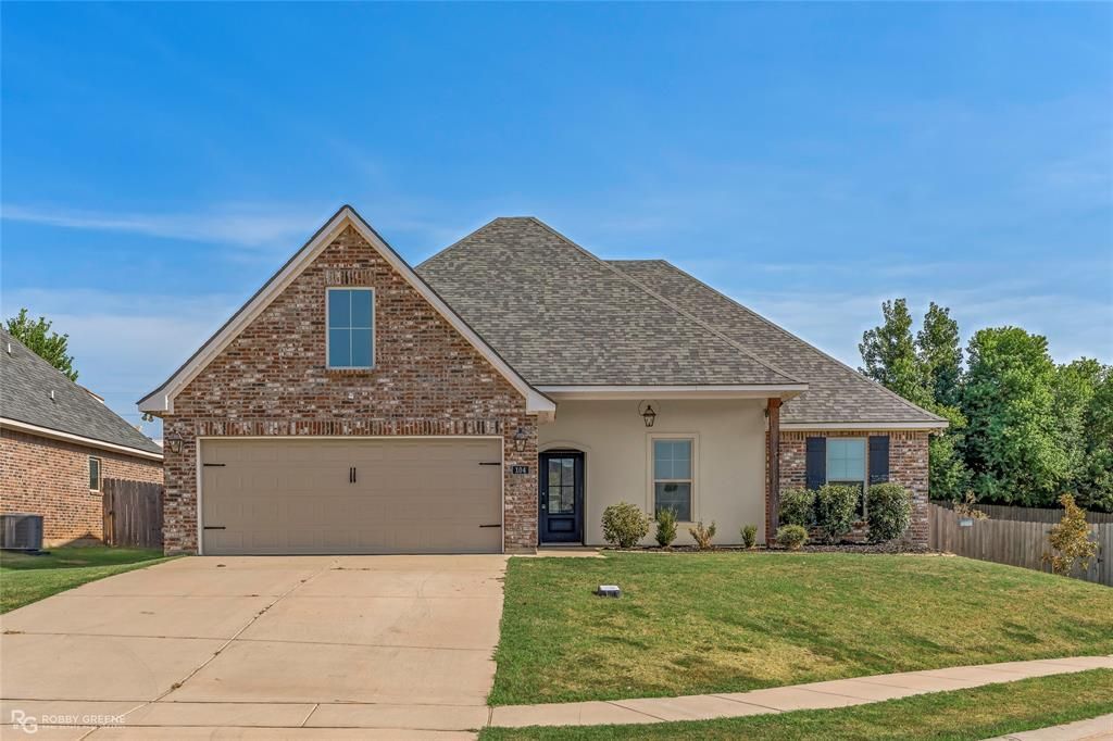 104 Brimestone Loop, Benton, LA 71006 Main Photo
