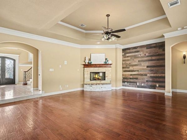 6909 Heritage Oaks Drive, Mansfield, TX 76063