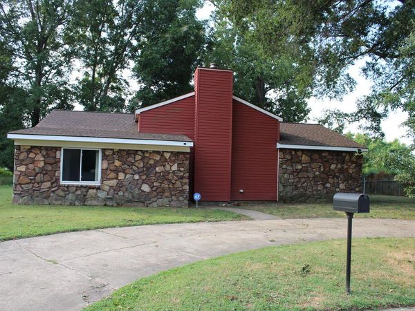 505 Carriage Cove, Marion, AR 72364